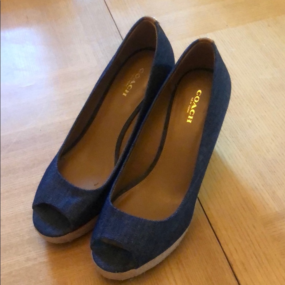 Woman shoes